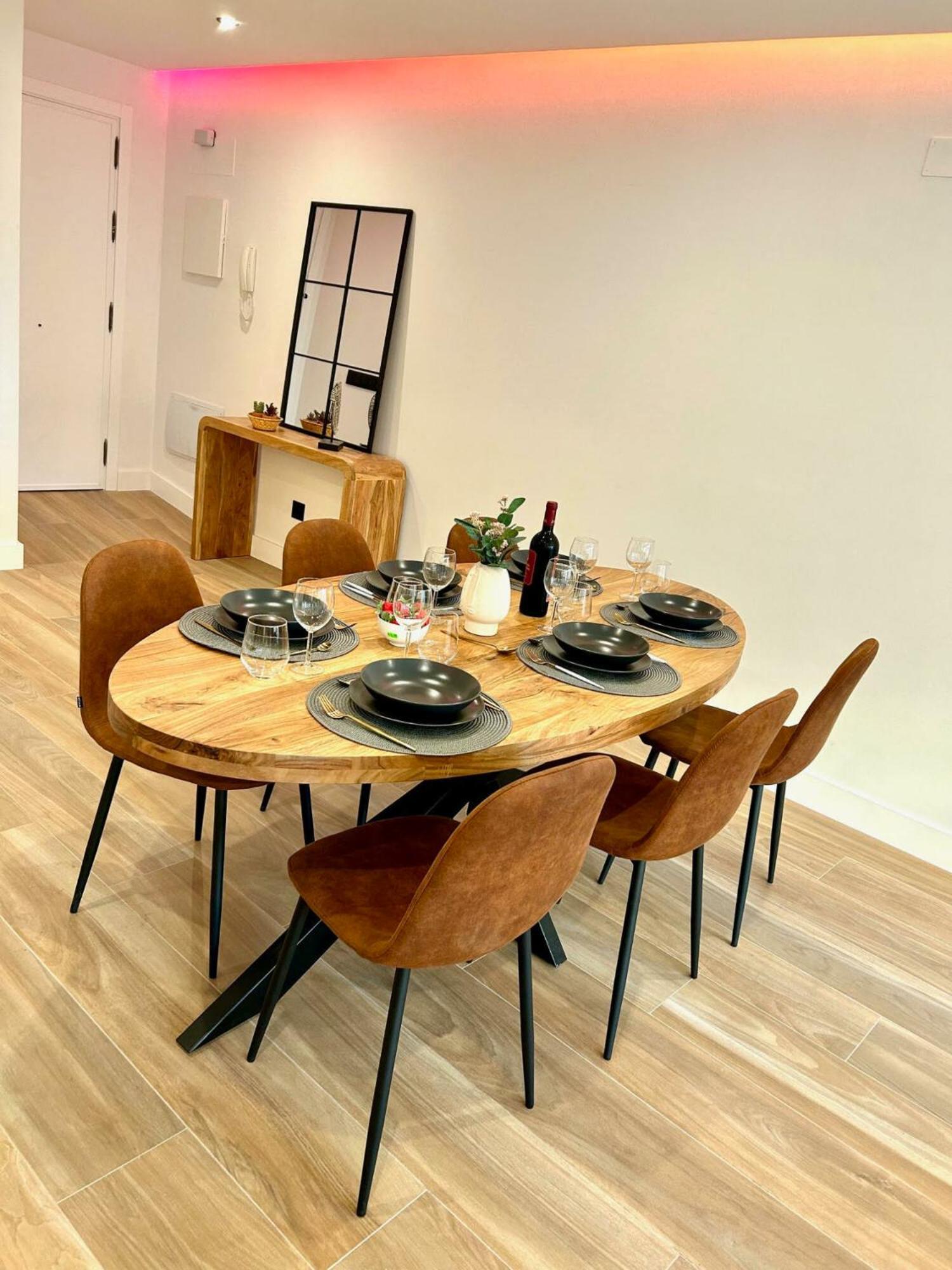 Gatu Premium Deseo Piso De Lujo Con Parking " Preferente Mayores De 25 Anos Y Familias " Cádiz Exterior foto