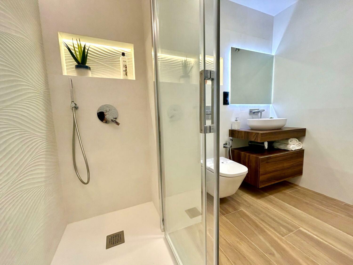 Gatu Premium Deseo Piso De Lujo Con Parking " Preferente Mayores De 25 Anos Y Familias " Cádiz Exterior foto